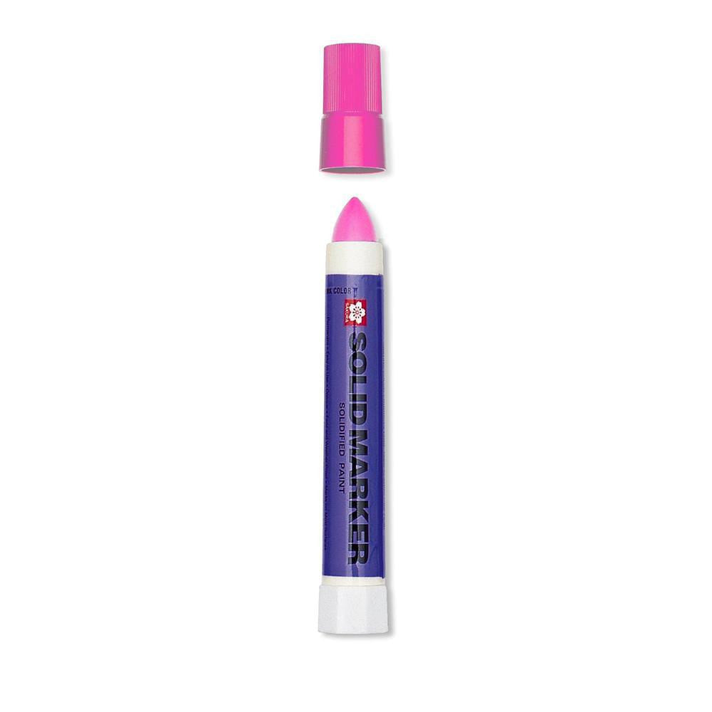 Sakura Solid Marker Mean Streak Fluorescent Pink sprayplanet